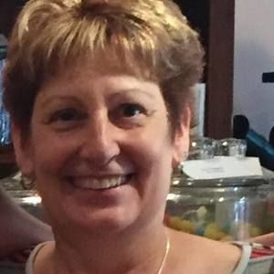 Meet your Posher, Cecelia